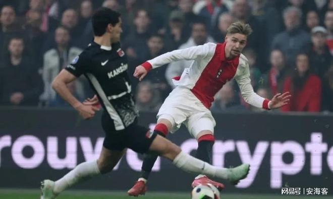 当名媛卡戴 当名媛卡戴